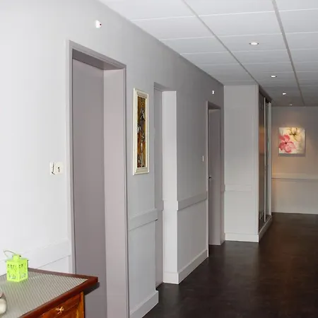 Chez Terrassier - Logis - Et Restaurant Hotell