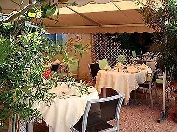 Hotell Chez Terrassier - Logis - Et Restaurant