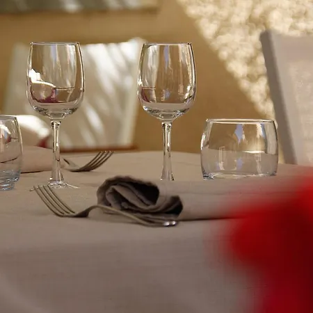 Chez Terrassier - Logis - Et Restaurant 2* Vaissac