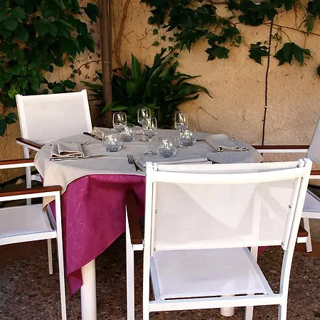호텔 Chez Terrassier - Logis - Et Restaurant