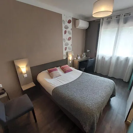 Hotel Chez Terrassier - Logis - Et Restaurant Vaissac