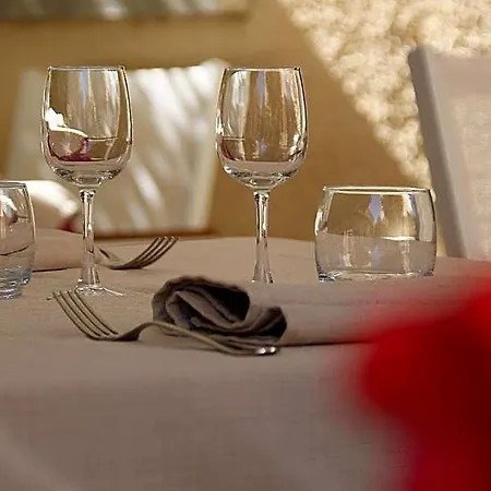 Chez Terrassier - Logis - Et Restaurant Hotel Vaissac