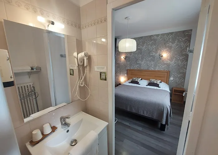 Szálloda Chez Terrassier - Logis - Et Restaurant